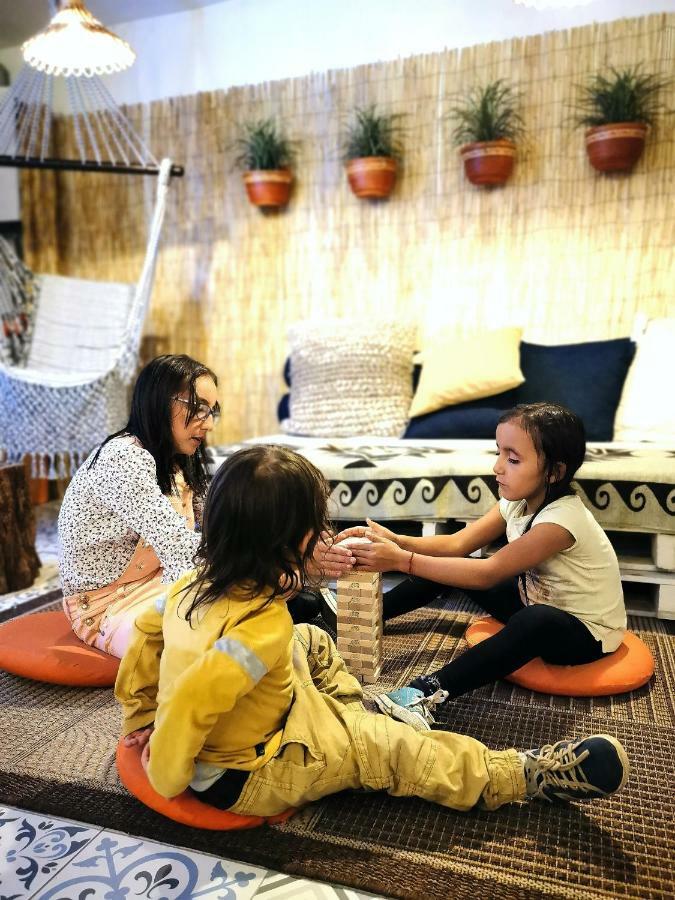 Hostal Xue บียาเดเลย์บา ภายนอก รูปภาพ