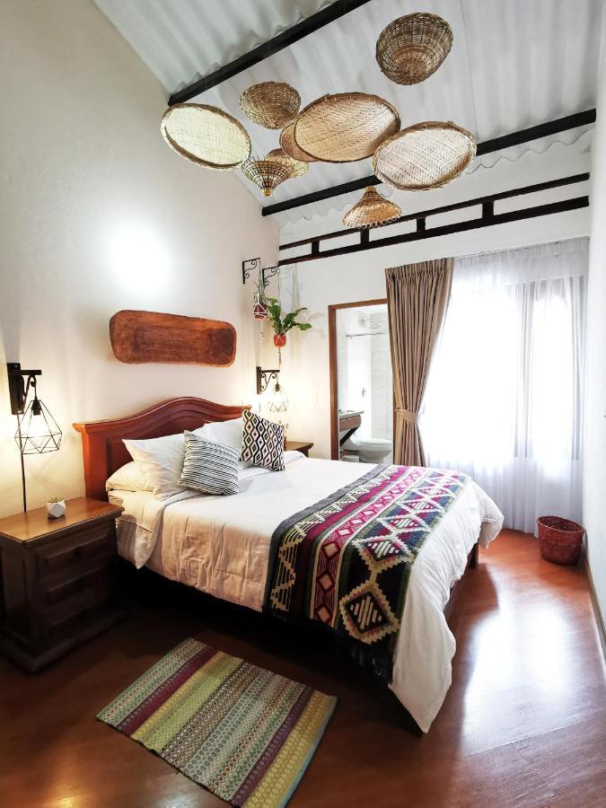 Hostal Xue บียาเดเลย์บา ภายนอก รูปภาพ